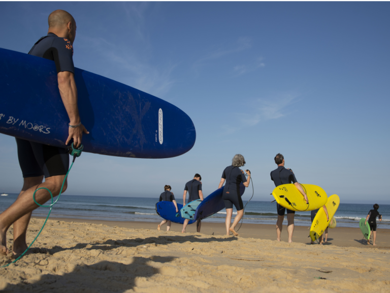 Photo de Oxbow Surf School