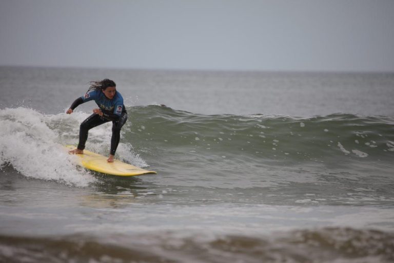 Photo de Ecole Française de surf Max Respect Contis