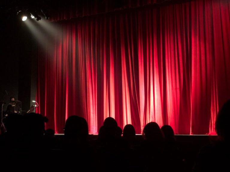 Photo de Théâtre : Le Clan des Veuves à Sanguinet