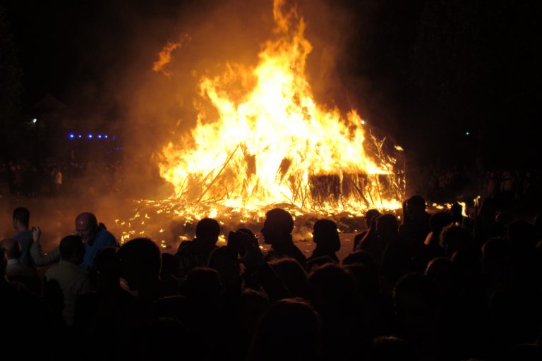 Photo de Haille de Nadau ou feu de Noël