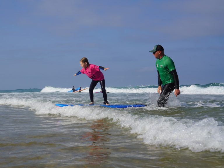 Photo de Oxbow Surf School